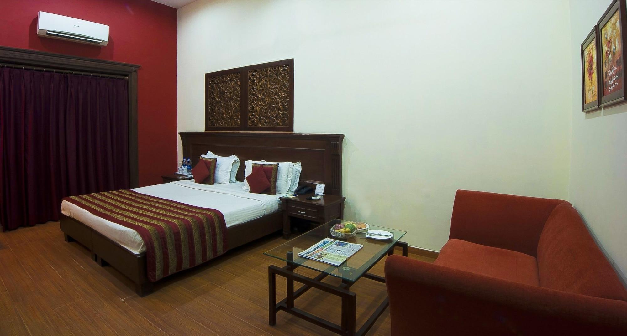 Siris 18 Hotel Gurgaon Exterior foto