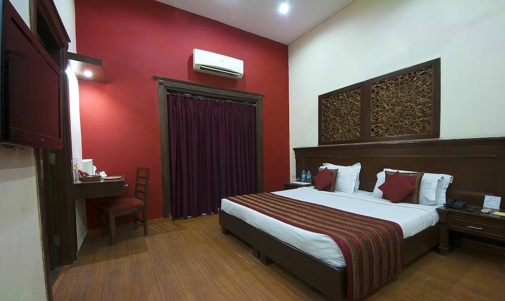 Siris 18 Hotel Gurgaon Cameră foto